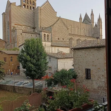 Elena's Apartment Orvieto